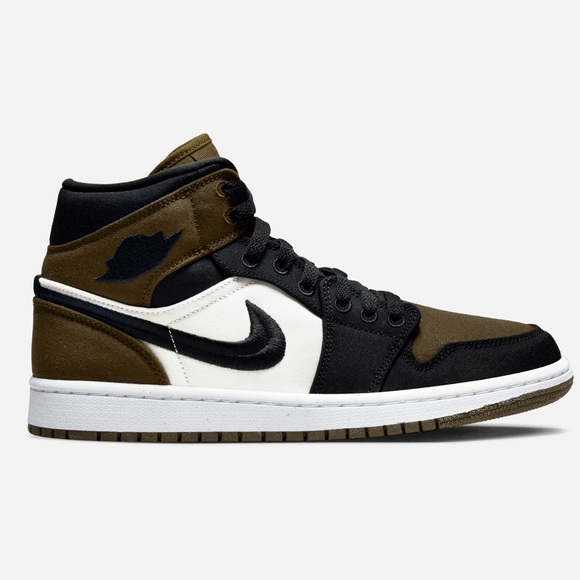 Air Jordan 1 Mid SE